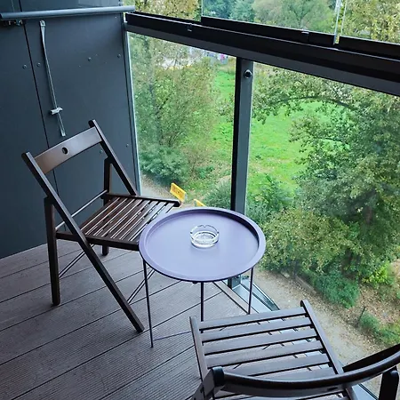 3 In Mennica Appartement