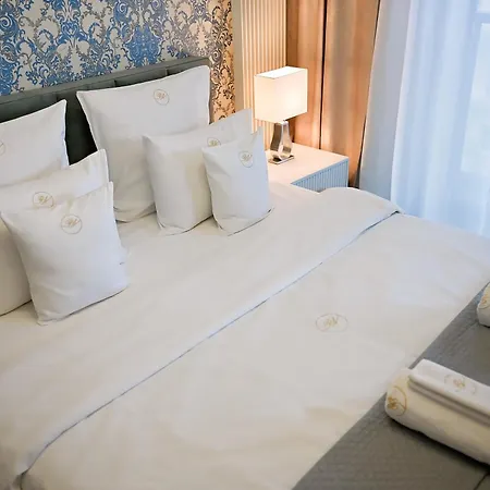 Apartment Mennica Patronus Private *