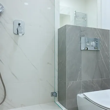 3 In Mennica Appartement *