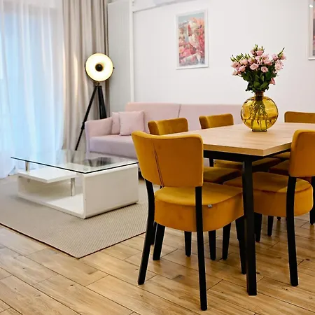 Appartamento Mennica Residence PATRONUS PRIVATE APARTMENTS *