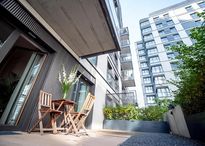 Mennica Patronus Private * وارسو