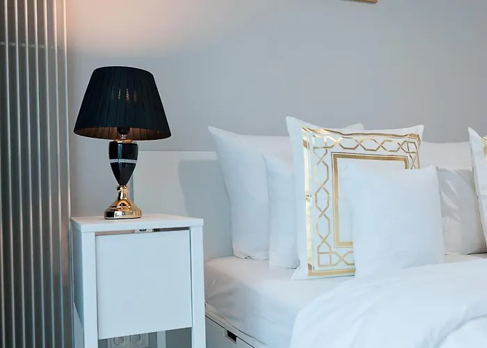 Mennica Patronus Private شقة